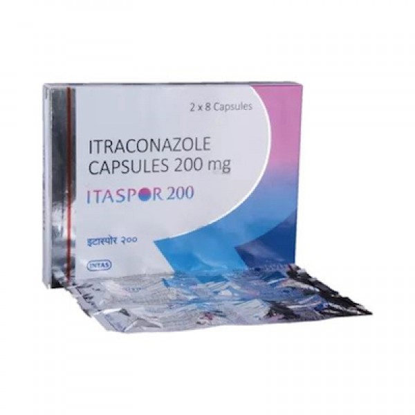 Box pack and a strip of Sporanox Generic 200mg Capsule -  Itraconazole