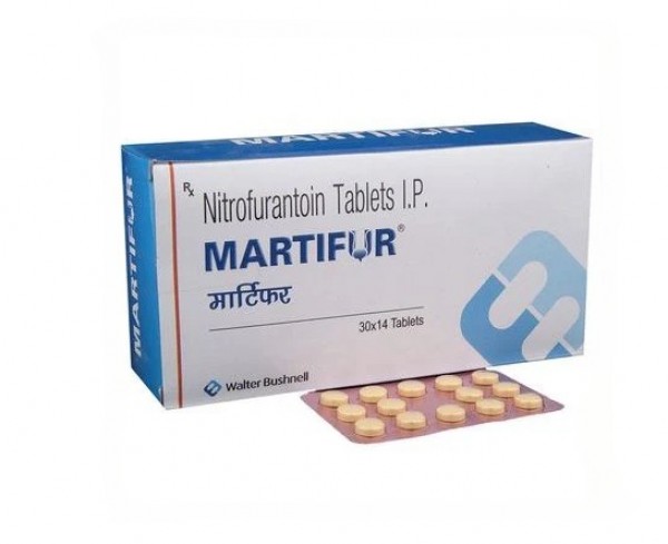 Box and blister of generic Nitrofurantoin 100mg tablets